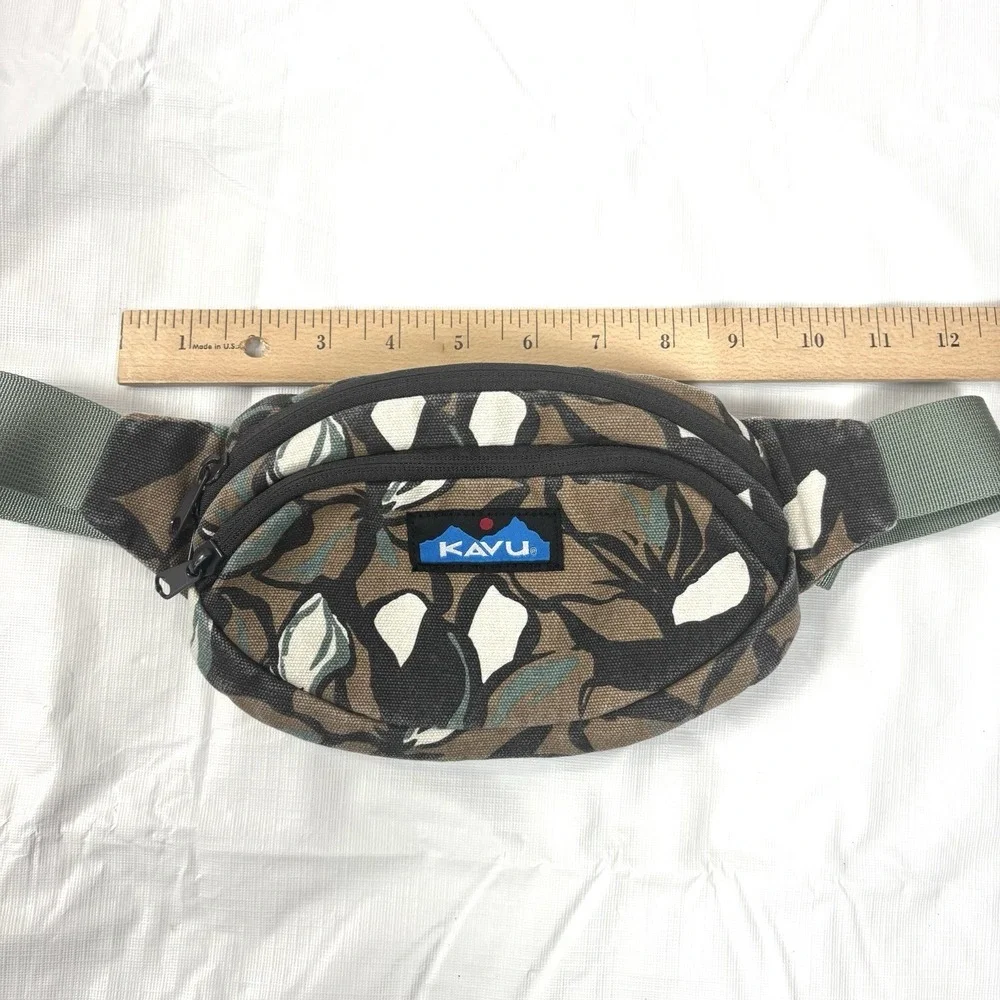 KAVU Spectator Belt Bag Fanny Pack Waist Pack  Leaves Foliage Brown Green Black